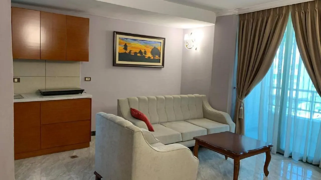 Golden Park Apartment Hotel أديس أبابا 3*,